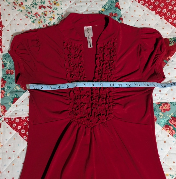 Red Shirt Size Medium - Picture 4 of 4